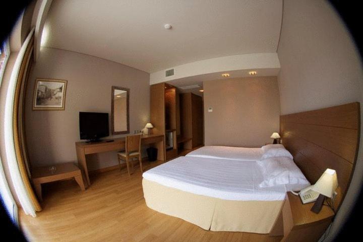 Elpida Resort & Spa Serres Zimmer foto